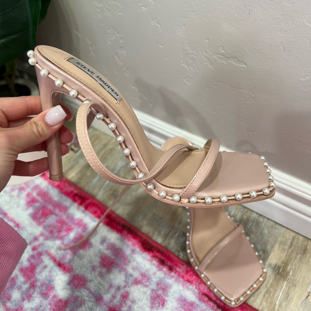 Steve Madden Pearl Heels